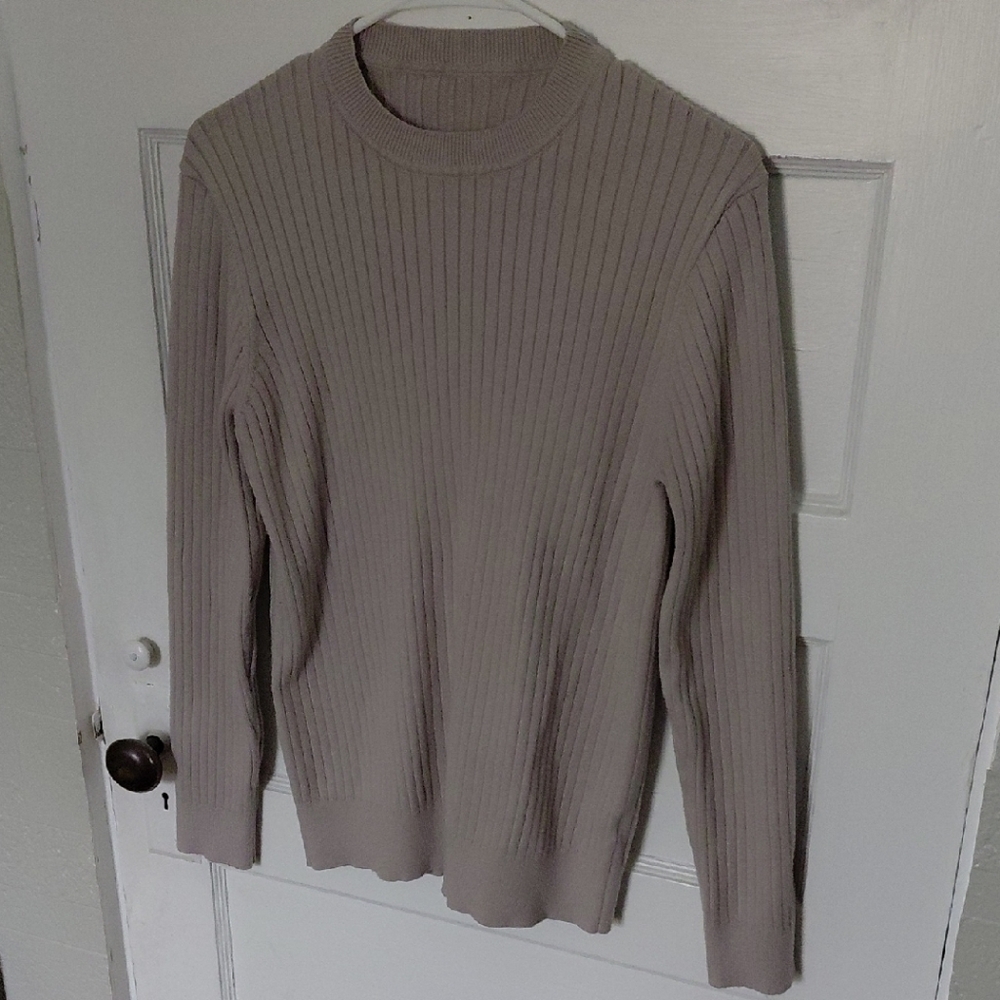 Ribbed Knit Sweater in Taupe